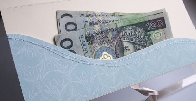 Сколько денег принято дарить на свадьбу в других странах